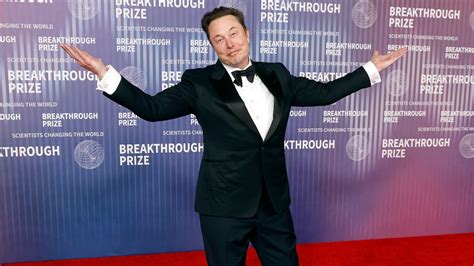 Jan 16, 2024 · Elon Musk is a South African-born Canadian-American businessman, inventor and investor who has a net worth of $207 billion. Elon is currently the richest person in the world. In November 2019 ... . Spend all of elon musk